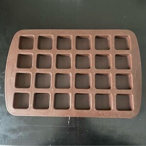 Wilton Bite Size Brownie Pan